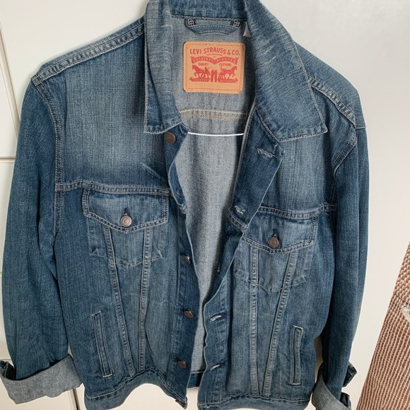 Levi's jean jacket - Picture 1 of 3